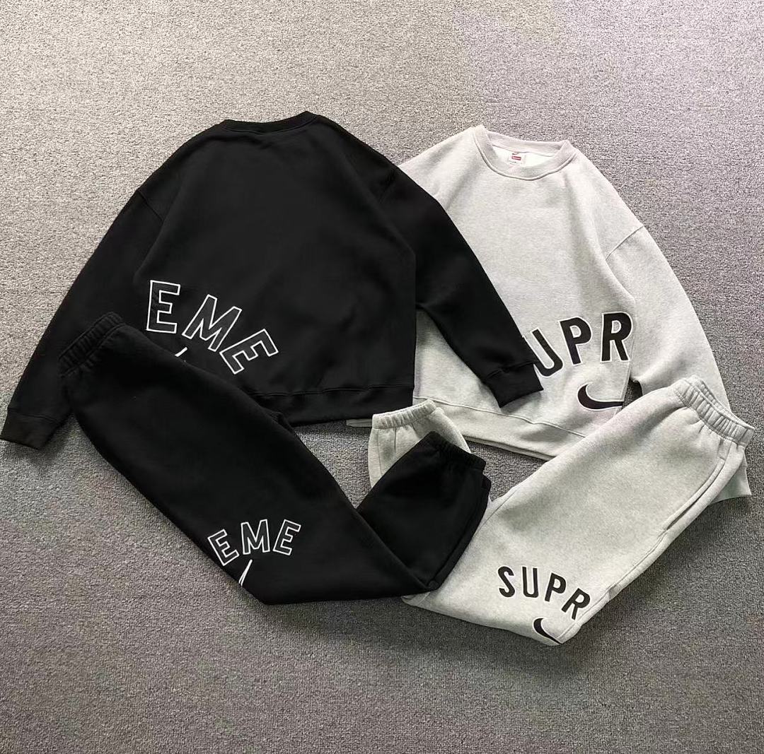 Nike TROUSERS125 S⭐⭐R⭐⭐E N⭐K⭐ HOODIE