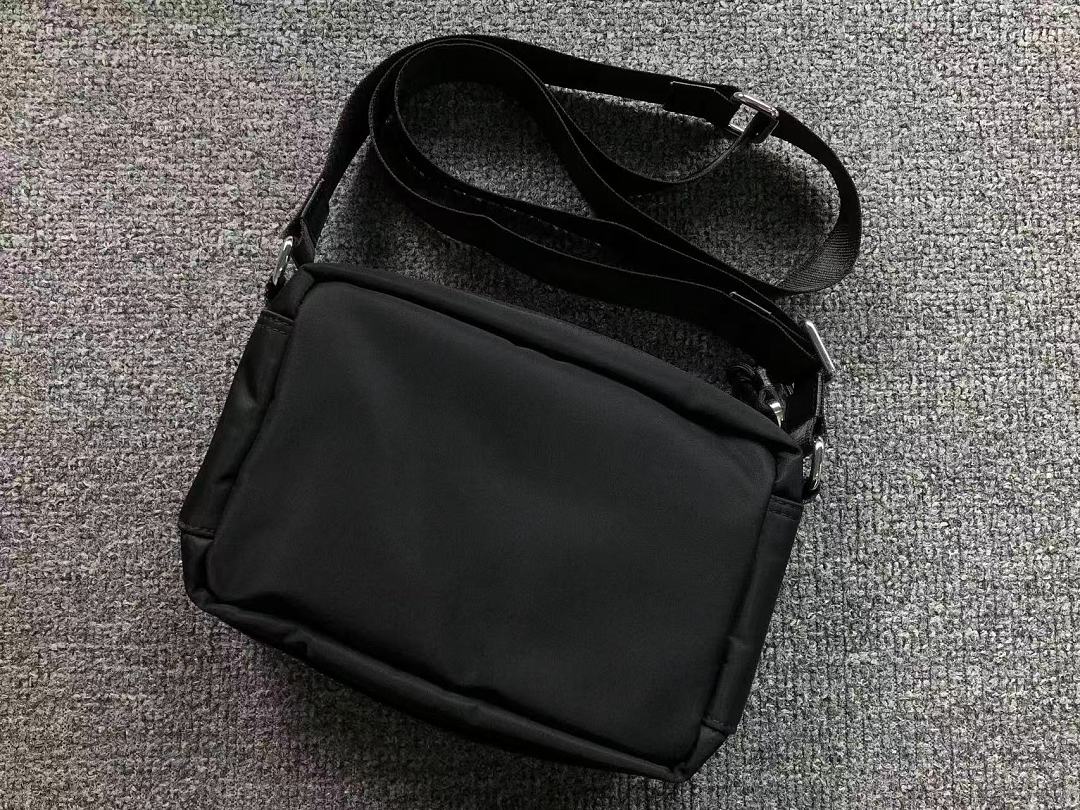 Gucci 145 G⭐C⭐I BAG 3207070613 (Long 21CM* Wide 7CM* High 16CM) - Image 6