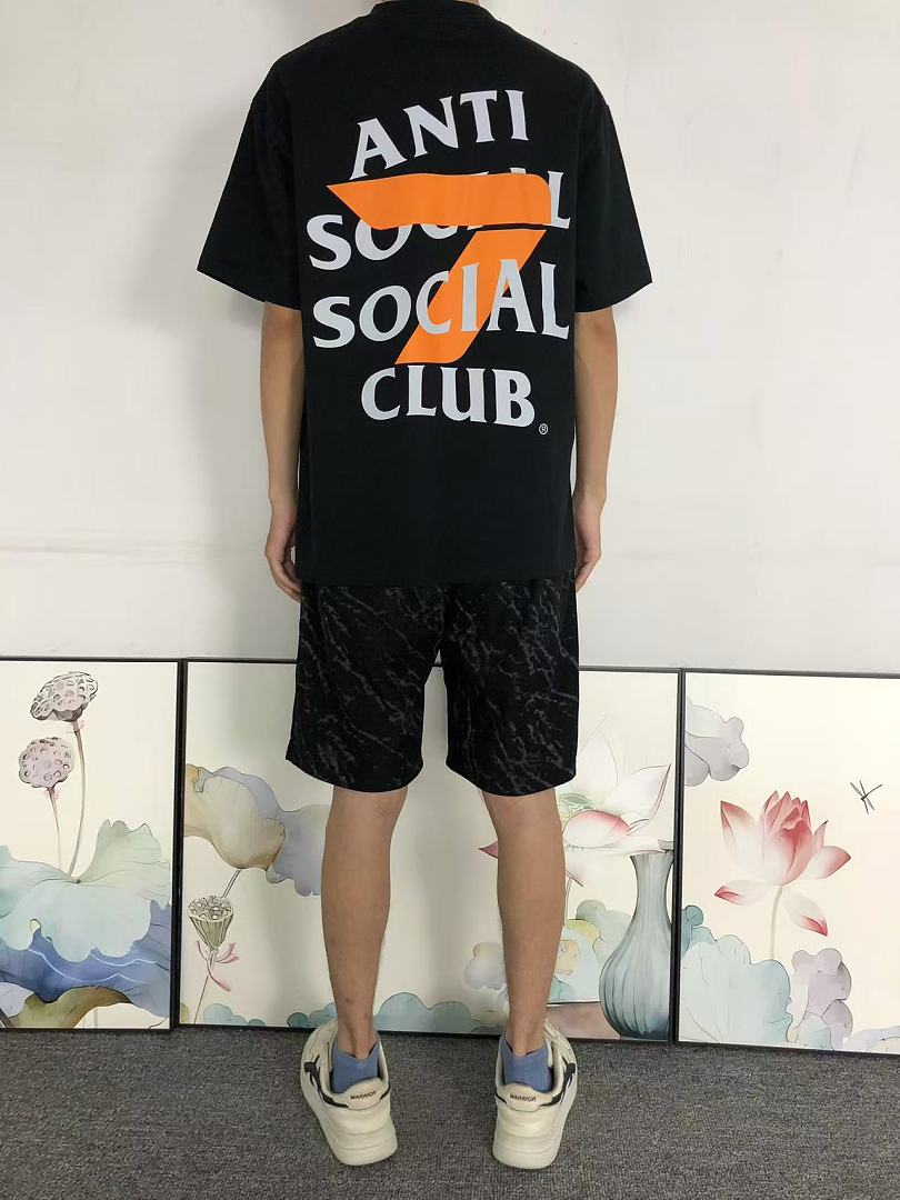 Christian Louboutin 88 ANTI SOCIAL CLUB T-SHIRT 3207030402 (Im 170Cm 60Kg I Wear Size M In The Phot) - Image 4