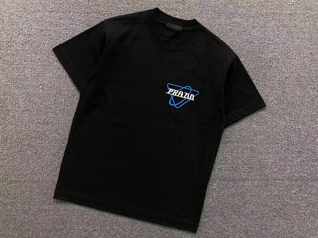 Prada 95 P⭐A⭐A T-SHIRT 505175081 (Im 170Cm 60Kg I Wear Size M In The Phot) - Image 8