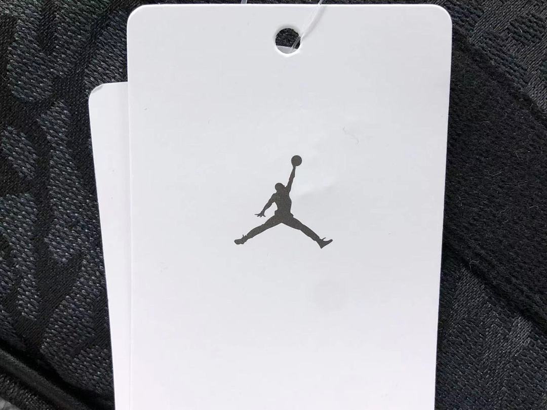 Air Jordan 95 A⭐R J⭐R⭐AN BAG 4109110913 (Long 22CM* Wide 6CM* High 13CM) - Image 19