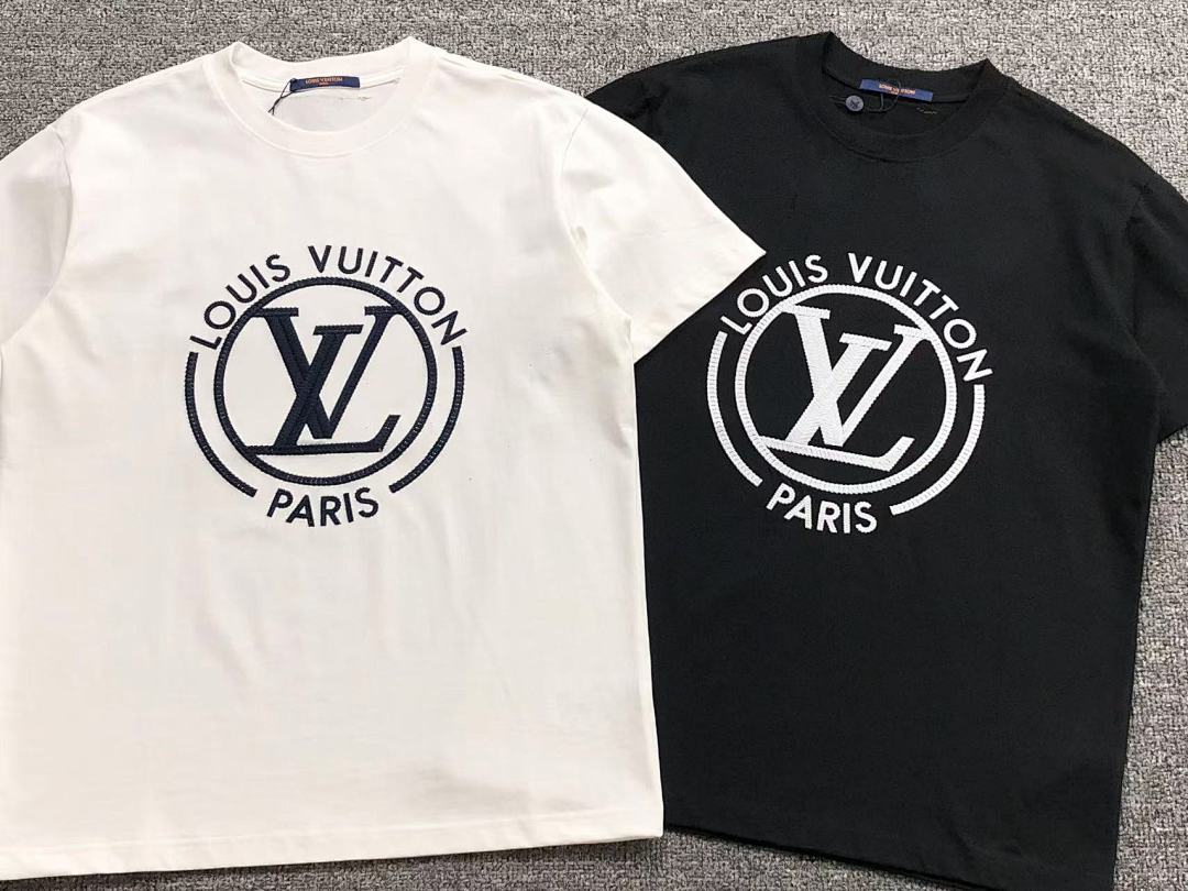 Louis Vuitton 125 L⭐ T-SHIRT 311212021 (Im 170Cm 57Kg I Wear Size XS In The Phot) - Image 6
