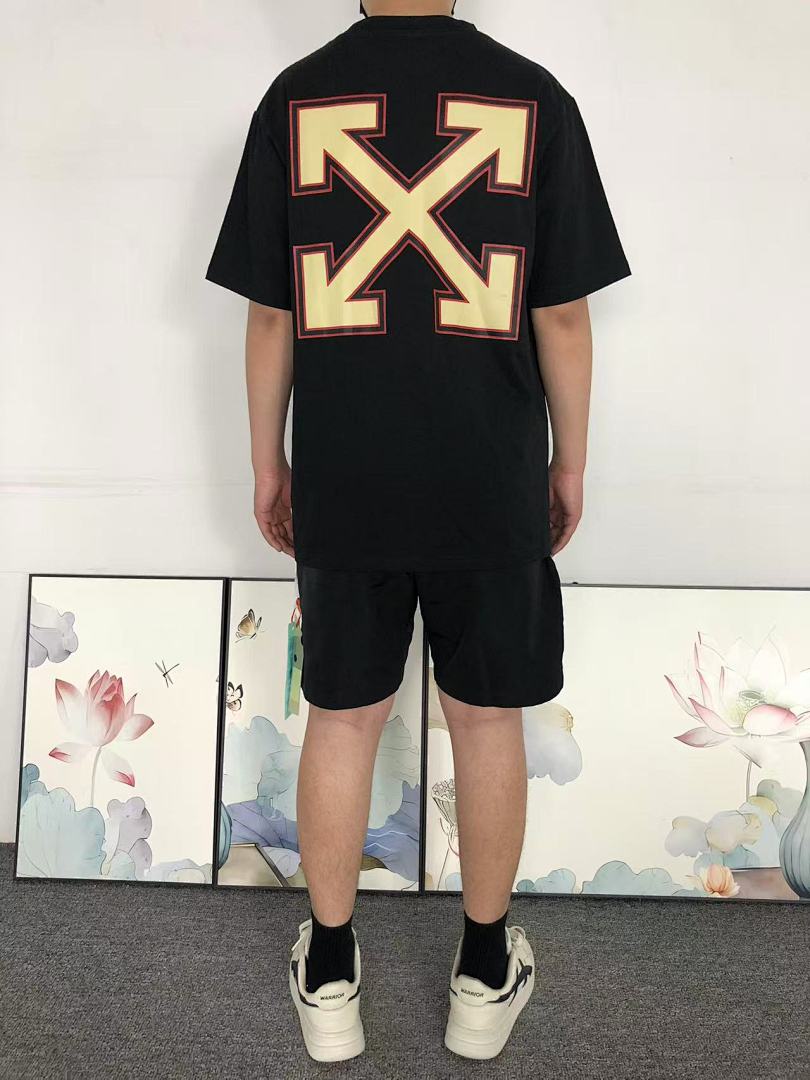 Off-White 98 OFF-WHITE T-SHIRT 59012619 (Im 170Cm 60Kg I Wear Size M In The Phot) - Image 4
