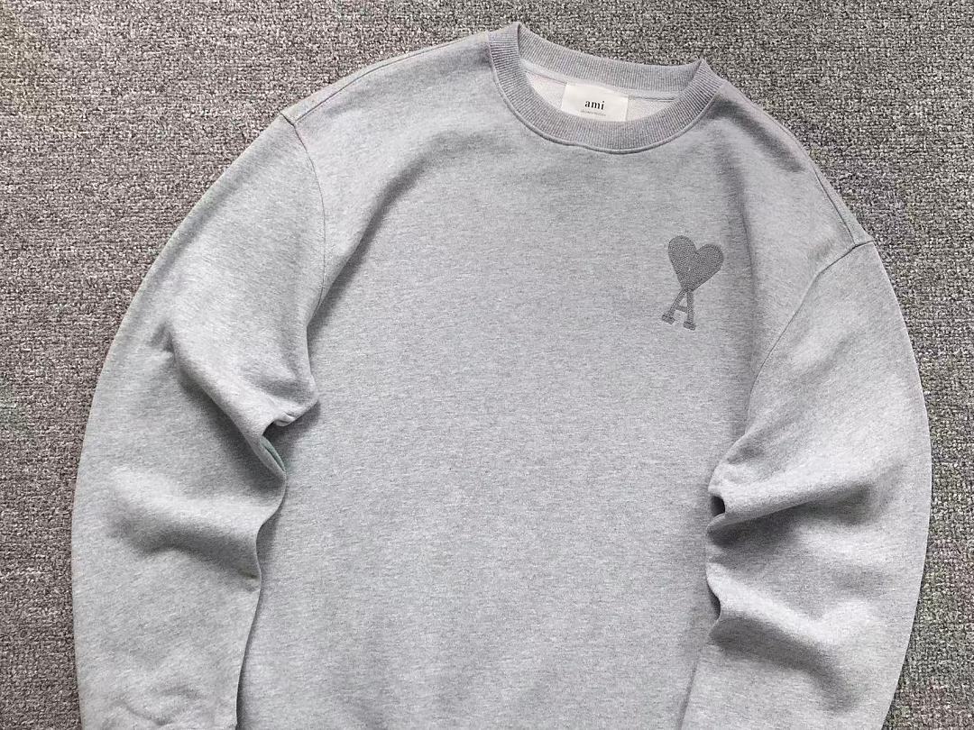 AMI 175 AMI HOODIE 22082704001 (Im 170Cm 60Kg I Wear Size M In The Phot) - Image 18