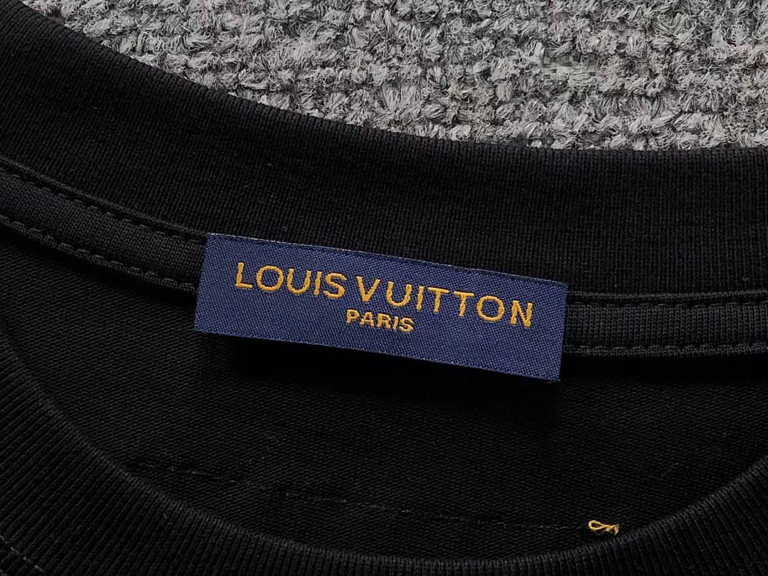 Louis Vuitton 115 L⭐ T-SHIRT 41072403133 (Im 170Cm 60Kg I Wear Size M In The Phot) - Image 22