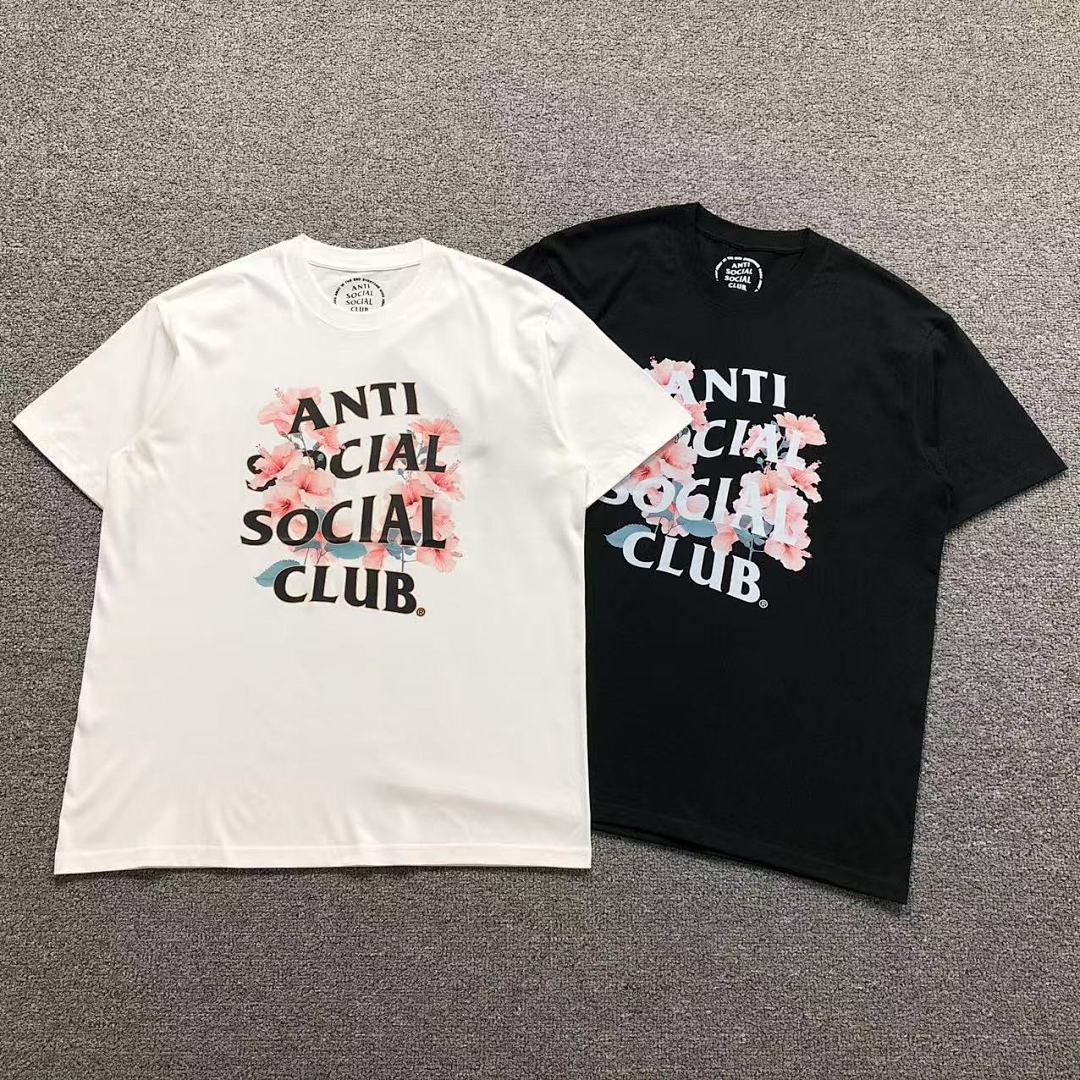 Christian Louboutin 85 ANTI SOCIAL CLUB T-SHIRT 218222002 (Im 170Cm 60Kg I Wear Size L In The Phot)