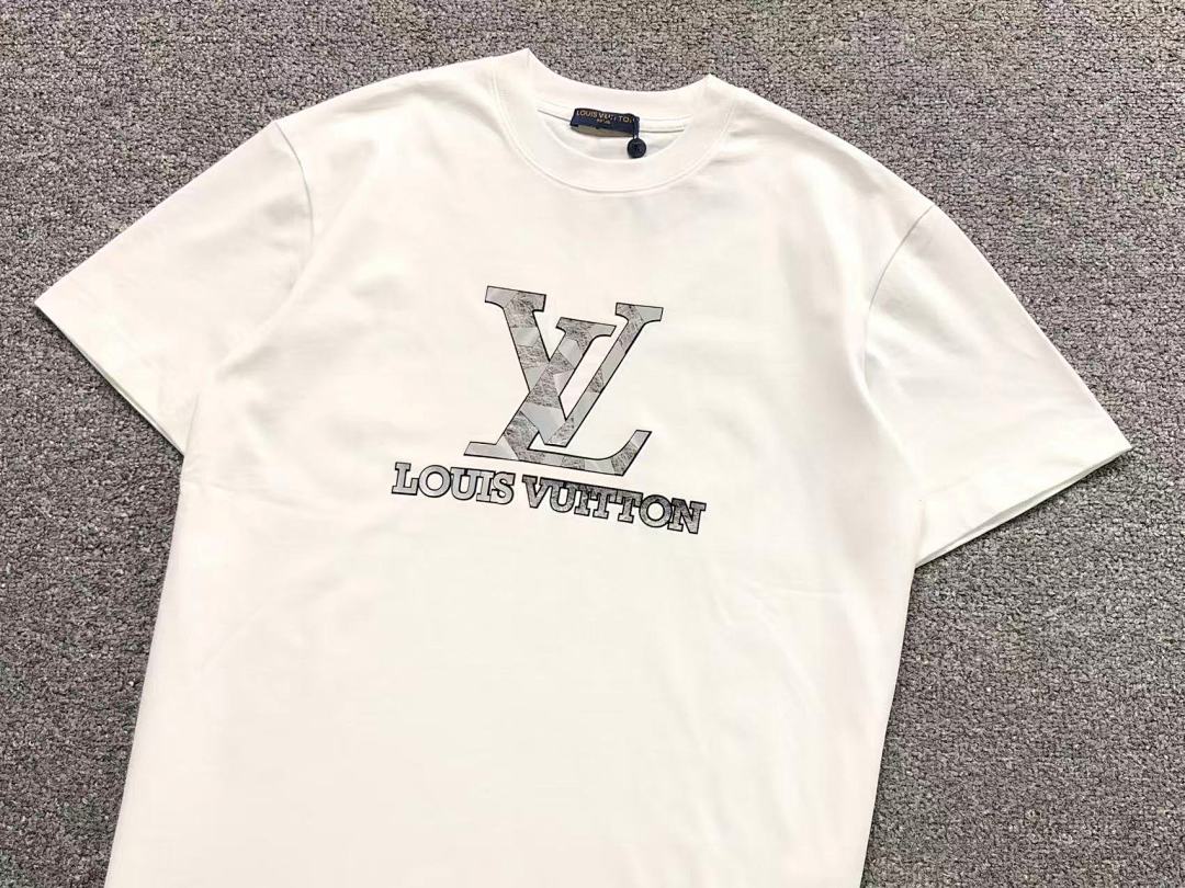 Louis Vuitton 118 L⭐ T-SHIRT 5232316147 (Im 170Cm 60Kg I Wear Size M In The Phot) - Image 8