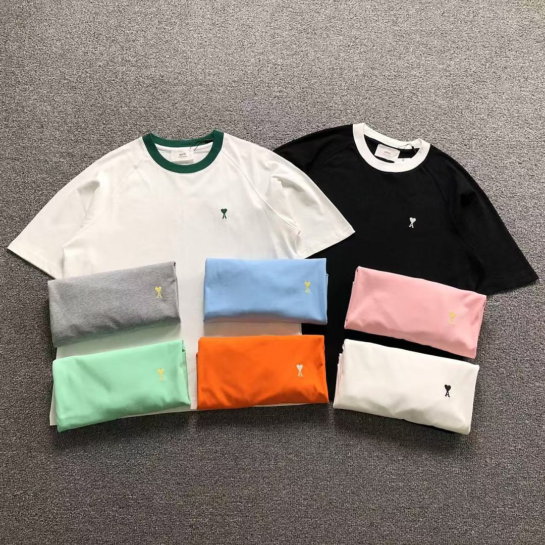 AMI 138 AMI T-SHIRT 22052301001 (Im 170Cm 60Kg I Wear Size S In The Phot)