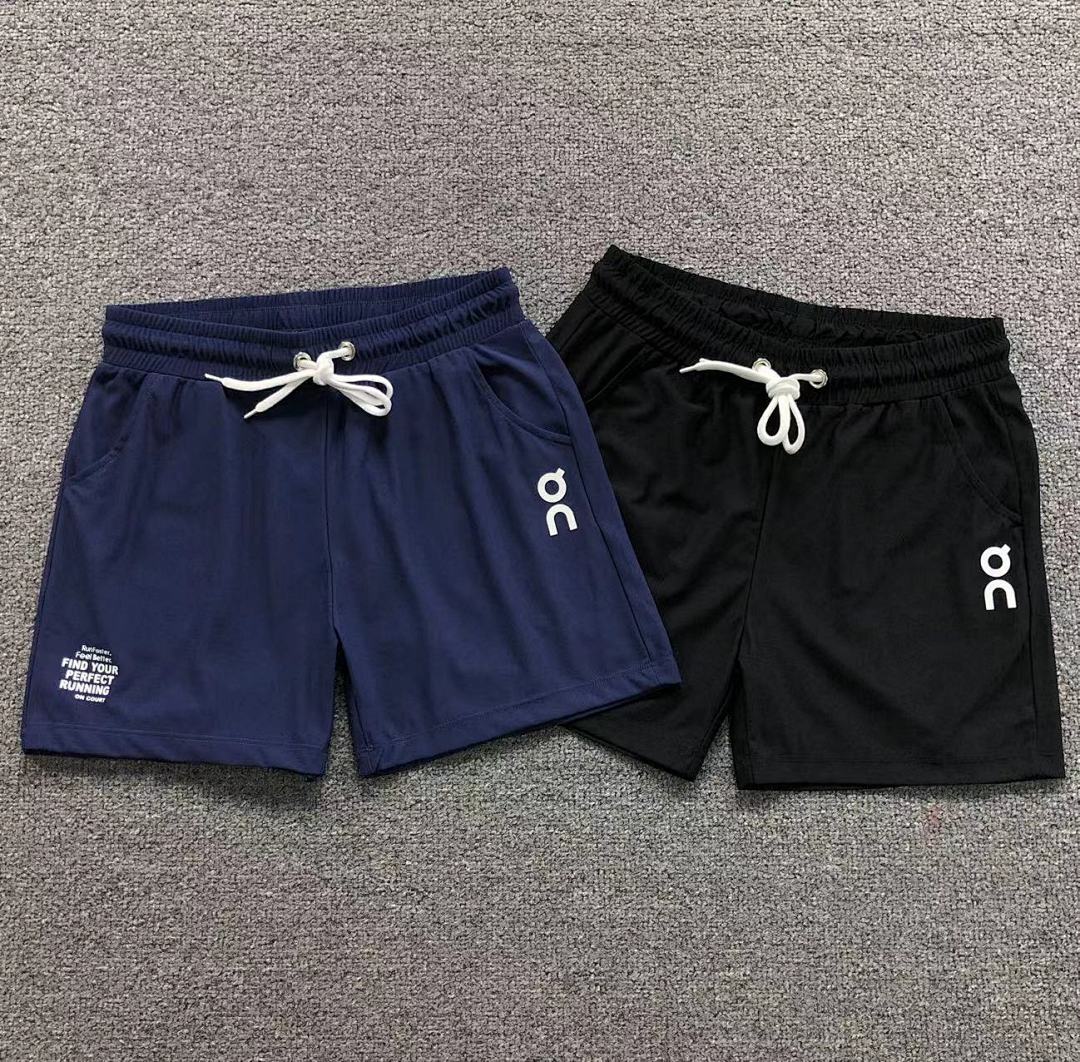 128 ON SHORTS FEMAIE, photo 1