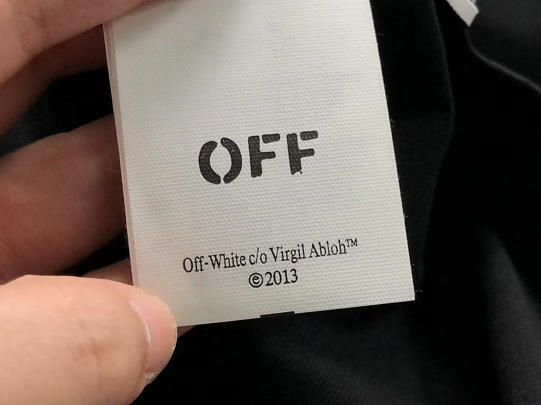 Off-White 105 OFF-WHITE T-SHIRT 5207030619 (Im 170Cm 60Kg I Wear Size M In The Phot) - Image 27