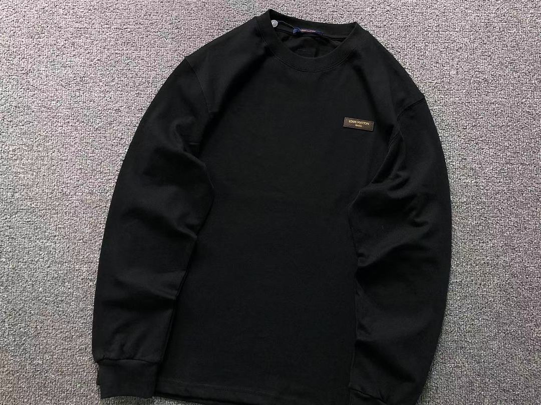 Louis Vuitton 139 L⭐ LONG SLEEVED 3207240621 (Im 170Cm 60Kg I Wear Size M In The Phot) - Image 11