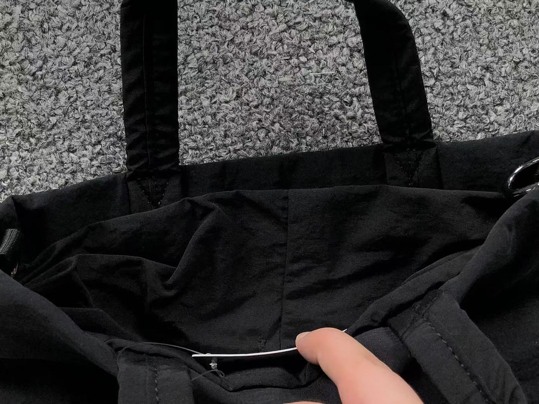 On Running 158 LULULEMON BAG 4207030977 (Long 26CM* Wide 11CM* High 19CM) - Image 33