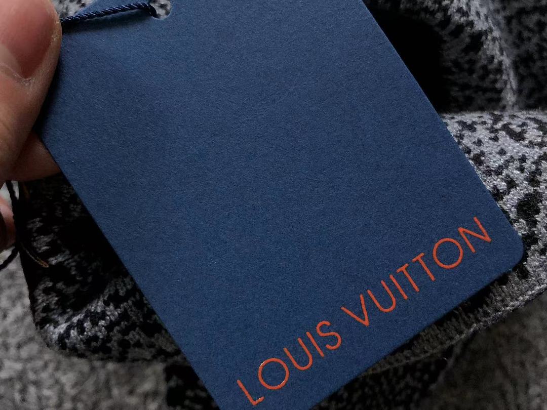Louis Vuitton 113 L⭐ SCARF HAT 5208280376 (Long 91CM* Wide 29CM*) - Image 34