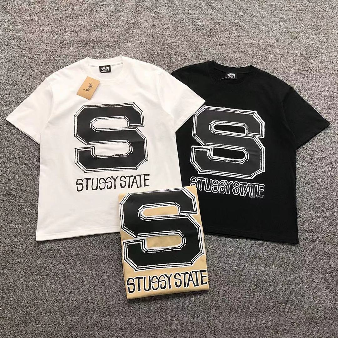 Stussy 78 STUSSY T-SHIRT 1111220302 (Im 170Cm 60Kg I Wear Size M In The Phot)