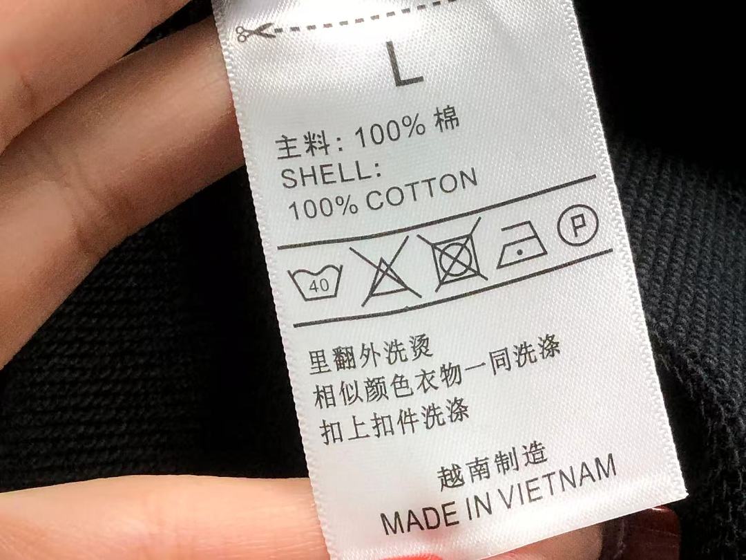 On Running 158 ON HOODIE 2206210604 (Im 170Cm 60Kg I Wear Size L In The Phot) - Image 19