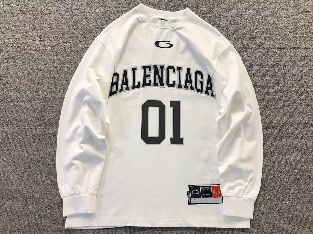 Balenciaga 178 B⭐L⭐⭐⭐IA⭐A LONG SLEEVED 411271121 (Im 170Cm 60Kg I Wear Size 2 In The Phot) - Image 12