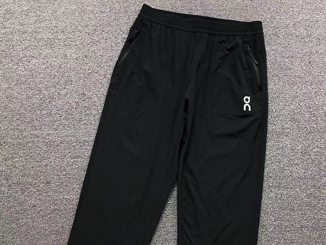 On Running 168 ON TROUSERS 2204010304 (Im 170Cm 60Kg I Wear Size XL In The Phot) - Image 24
