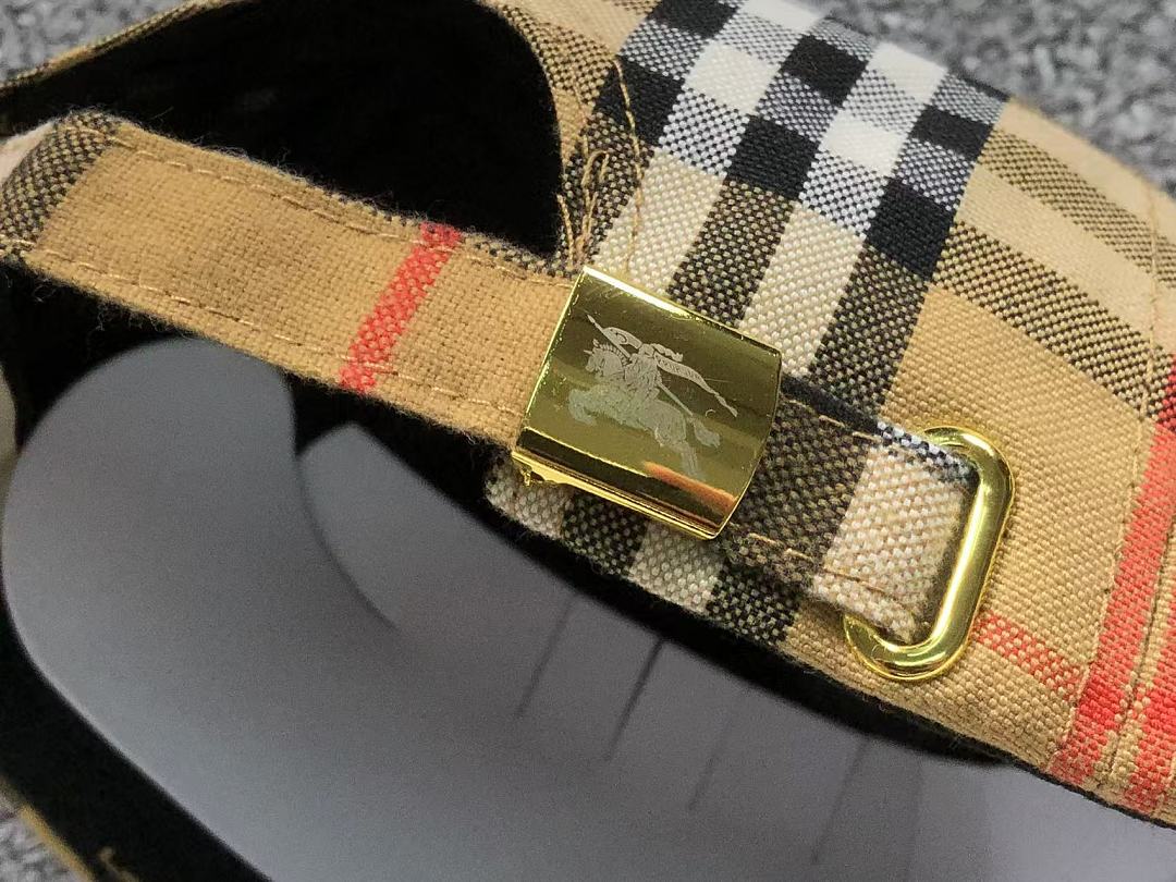 Burberry 79 B⭐R⭐E⭐RY - Image 9