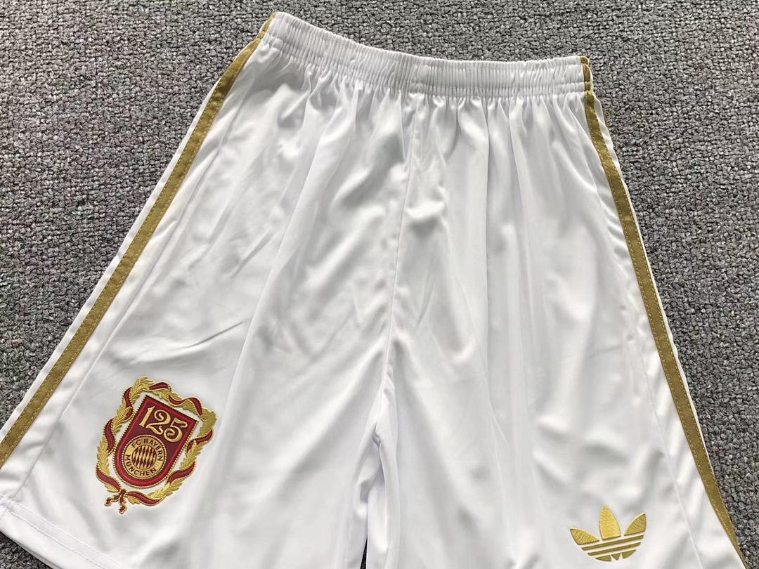 Chanel 68 FOOTBALL T-SHIRT SHORTS - Image 25