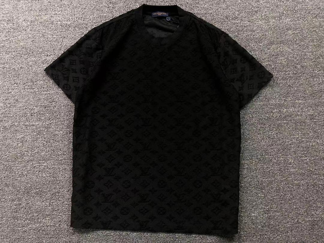 Louis Vuitton 88 L⭐ T-SHIRT 1112263932 (Im 170Cm 60Kg I Wear Size M In The Phot) - Image 7