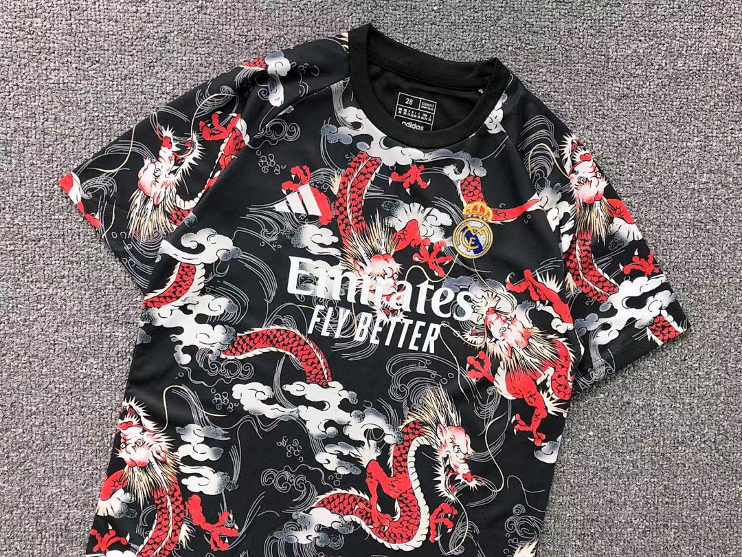 Chanel 75 FOOTBALL T-SHIRT SHORTS - Image 8