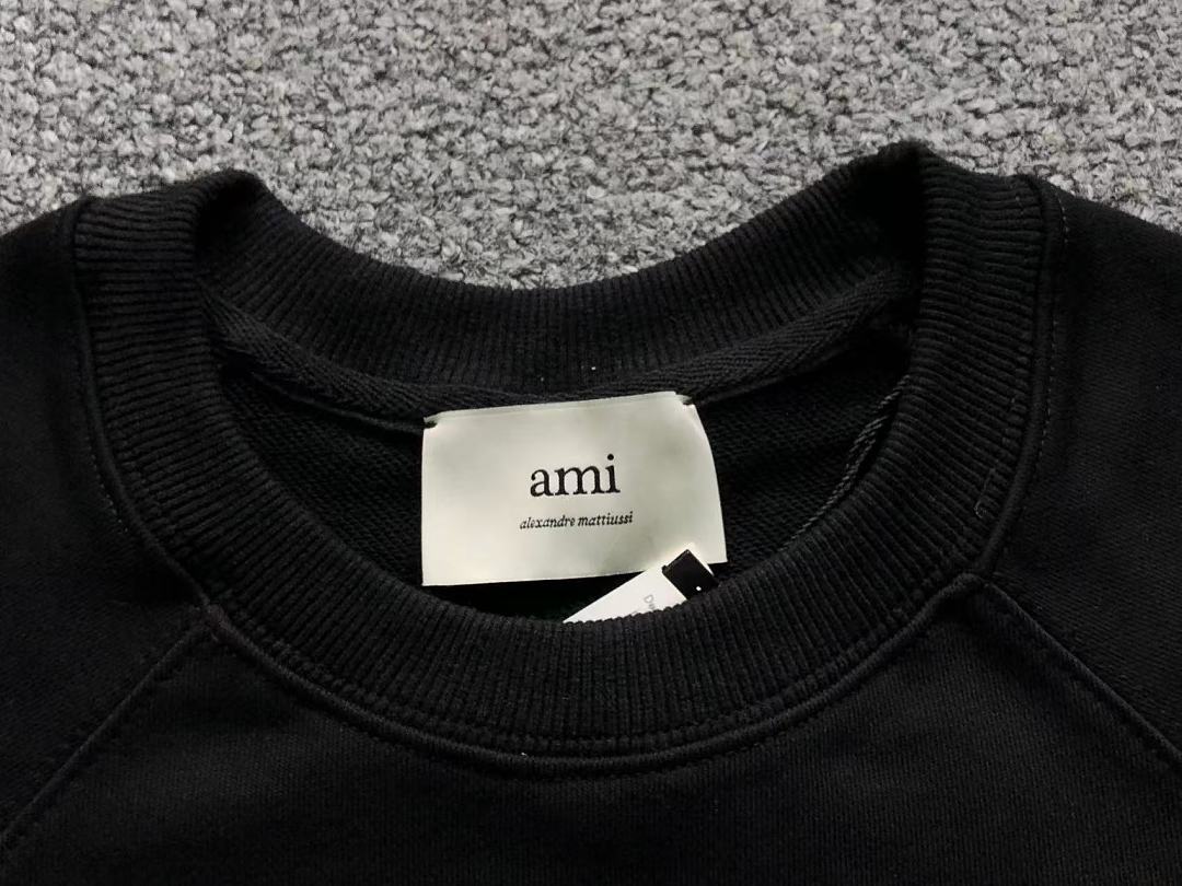AMI 98 AMI HOODIE 1251920181 (Im 170Cm 60Kg I Wear Size M In The Phot) - Image 30