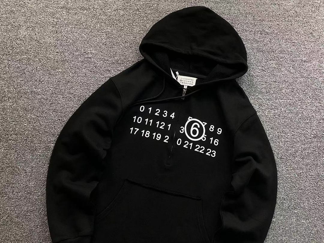 On Running 138 MAISON MARGIELA HOODIE 58261586 (Im 170Cm 60Kg I Wear Size 46 In The Phot) - Image 9