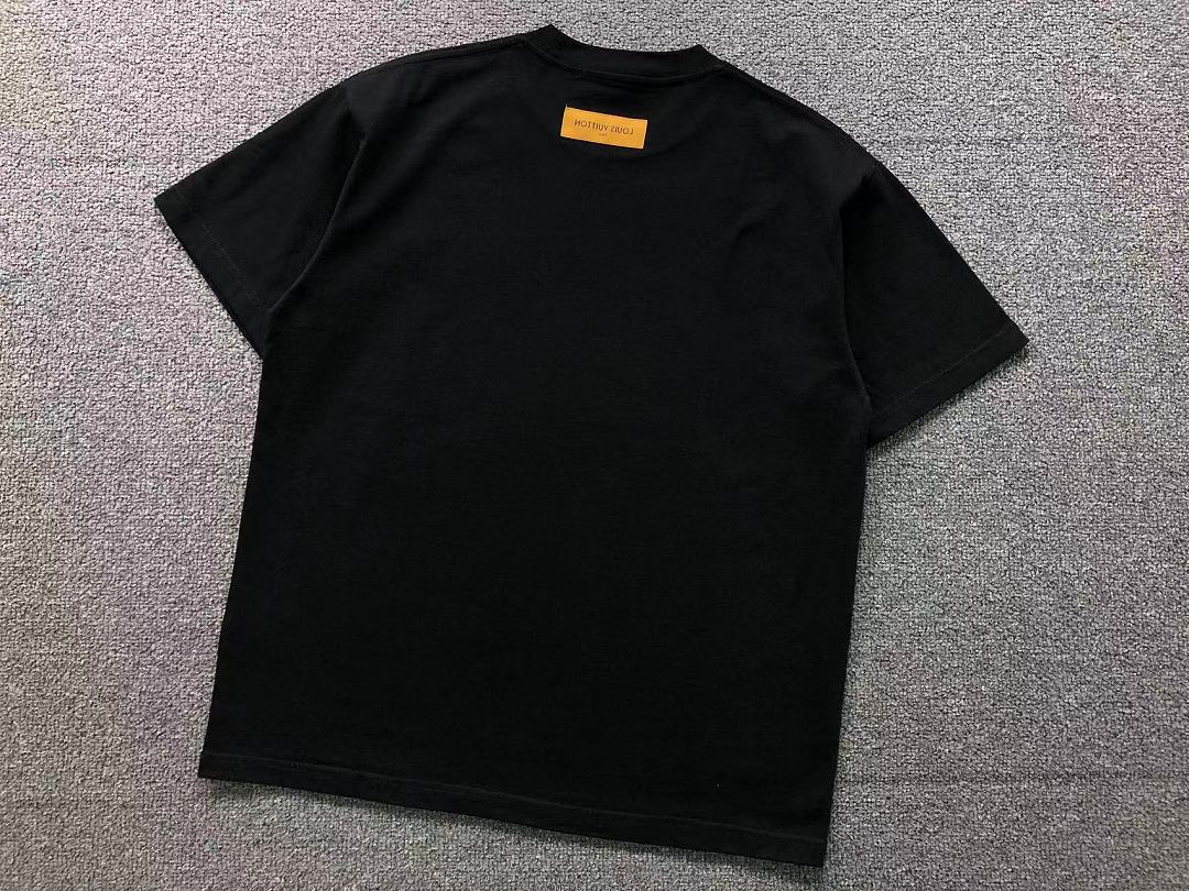 Louis Vuitton 125 L⭐ T-SHIRT 126270560 (Im 170Cm 60Kg I Wear Size XL In The Phot) - Image 13