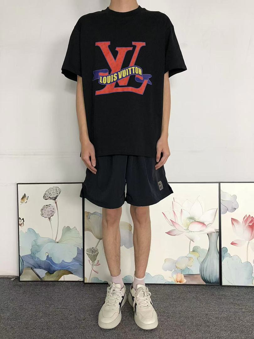Louis Vuitton 128 L⭐ T-SHIRT 3203051021 (Im 170Cm 60Kg I Wear Size M In The Phot) - Image 3