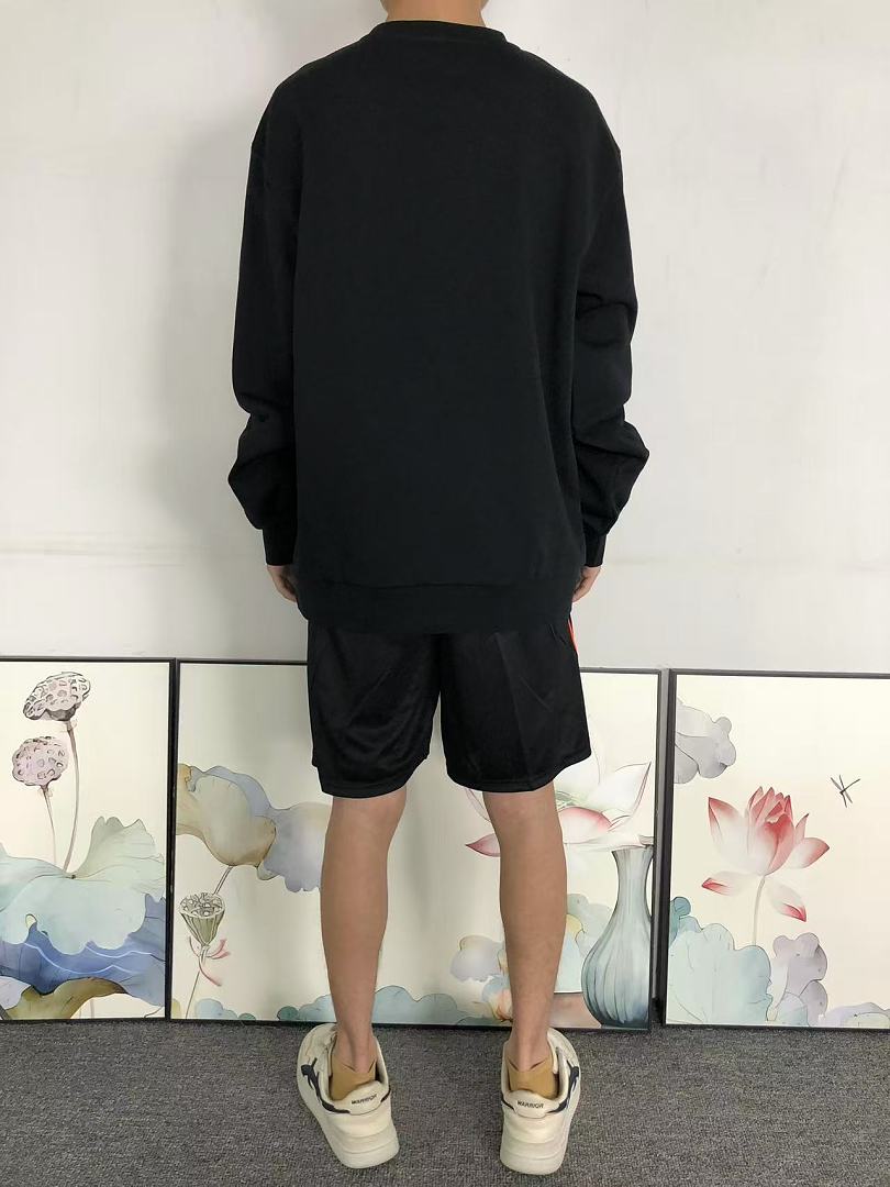 On Running 158 ON HOODIE 2206210504 (Im 170Cm 60Kg I Wear Size 2XL In The Phot) - Image 4