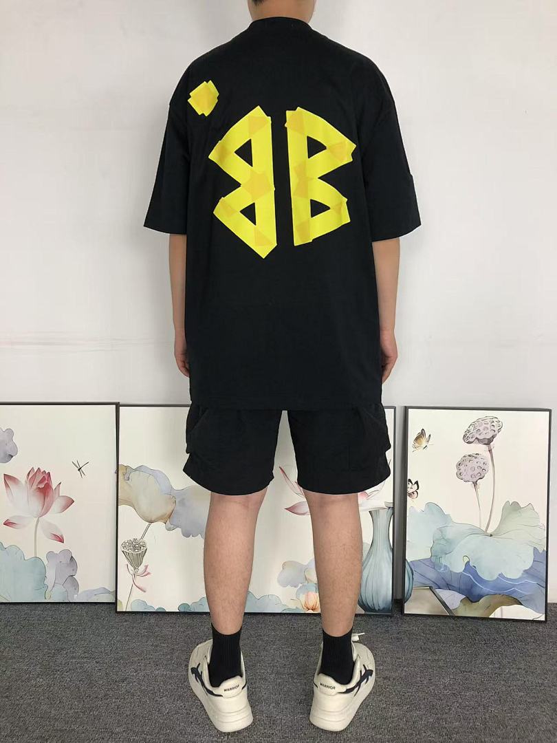 Balenciaga 115 B⭐L⭐⭐⭐IA⭐A T-SHIRT 57210170 (Im 170Cm 60Kg I Wear Size XL In The Phot) - Image 4