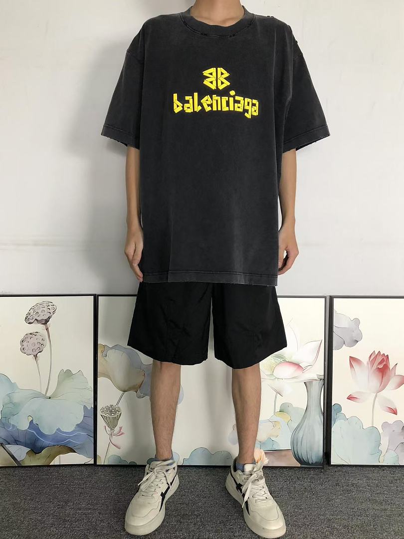 Balenciaga 129 B⭐L⭐⭐⭐IA⭐A T-SHIRT 42061609133 (Im 170Cm 60Kg I Wear Size 2XL In The Phot) - Image 3