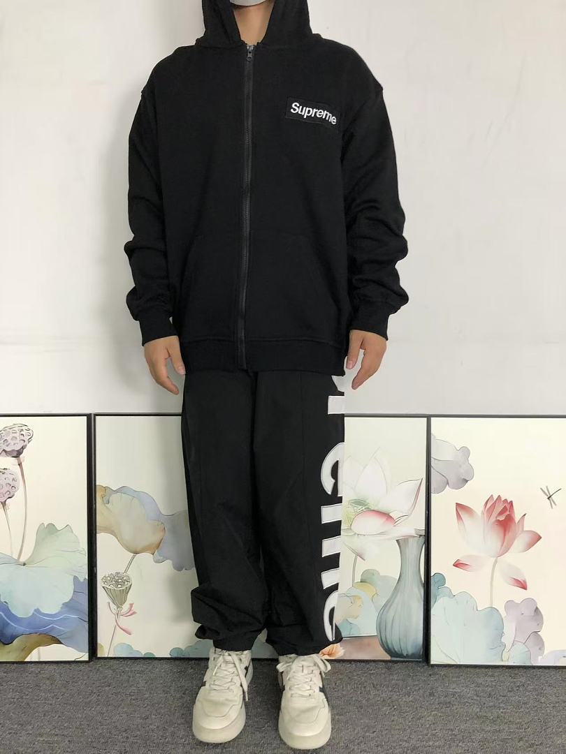 Supreme 235 S⭐⭐R⭐⭐E HOODIE 52080466182 (Im 170Cm 60Kg I Wear Size M In The Phot) - Image 3
