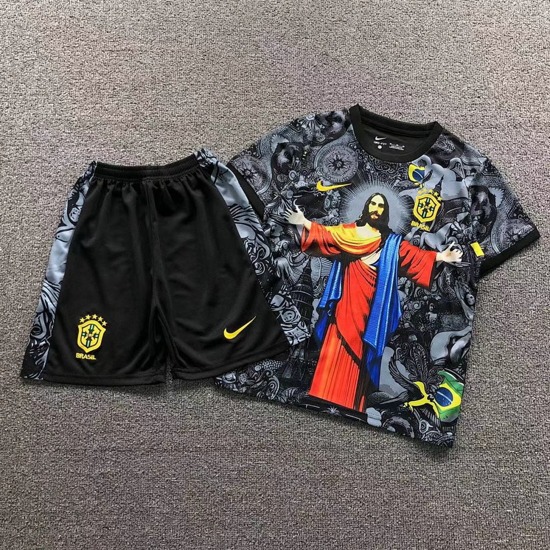 Chanel 75 FOOTBALL T-SHIRT SHORTS