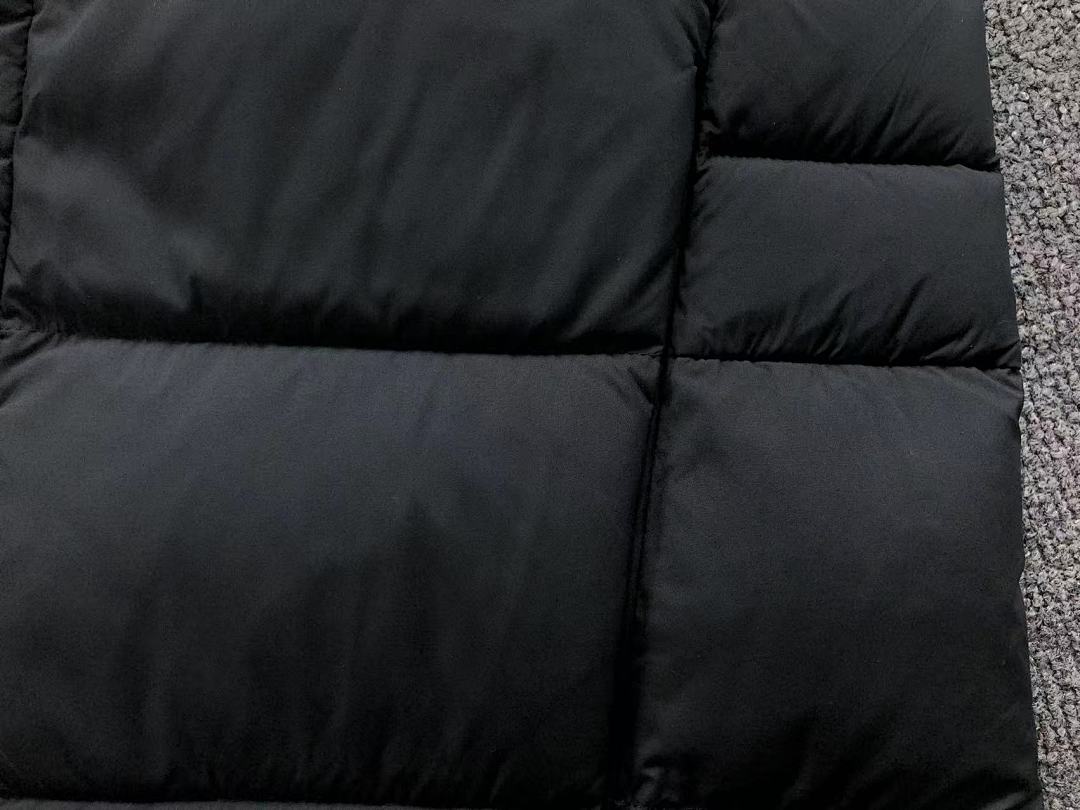 On Running 358 LULULEMON DOWN JACKETS VEST 4111172377 (Im 170Cm 60Kg I Wear Size M In The Phot) - Image 17
