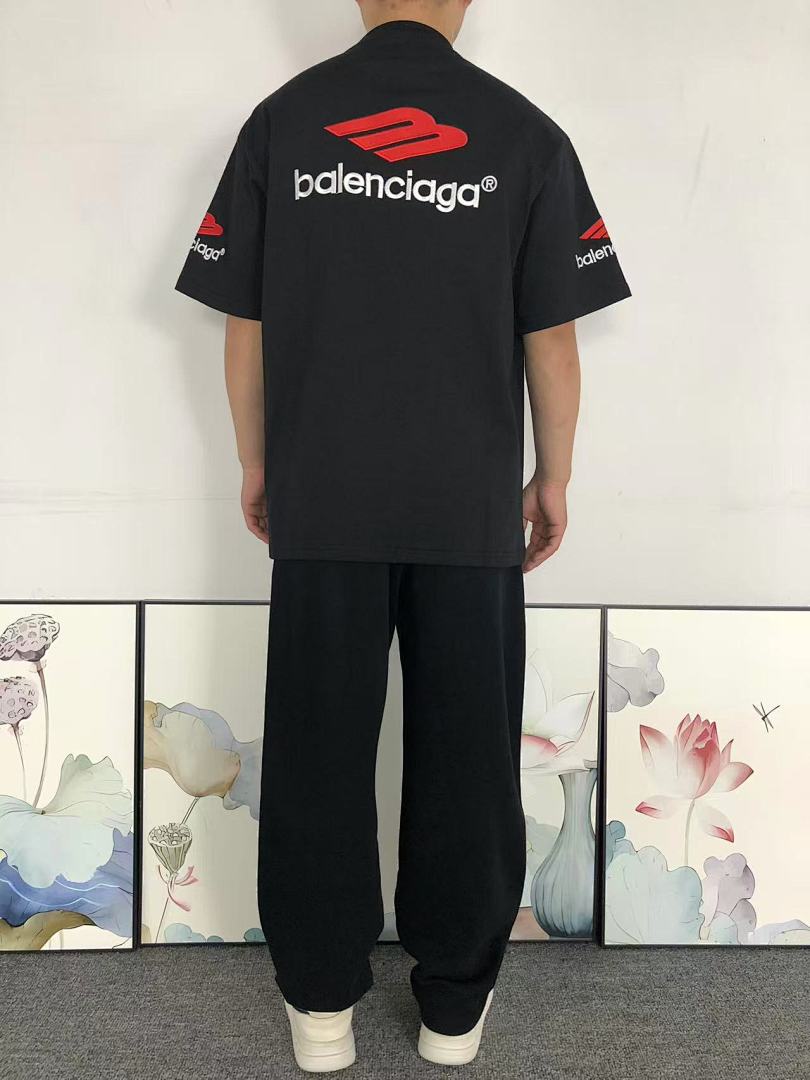 Balenciaga 115 B⭐L⭐⭐⭐IA⭐A T-SHIRT 5111415147 (Im 170Cm 60Kg I Wear Size M In The Phot) - Image 4