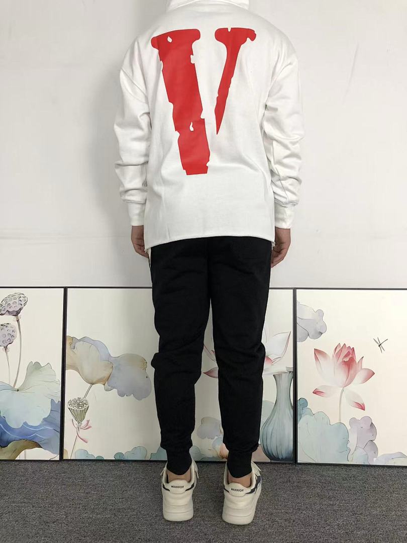 On Running 118 VLONE HOODIE 510113291 (Im 170Cm 60Kg I Wear Size S In The Phot) - Image 4