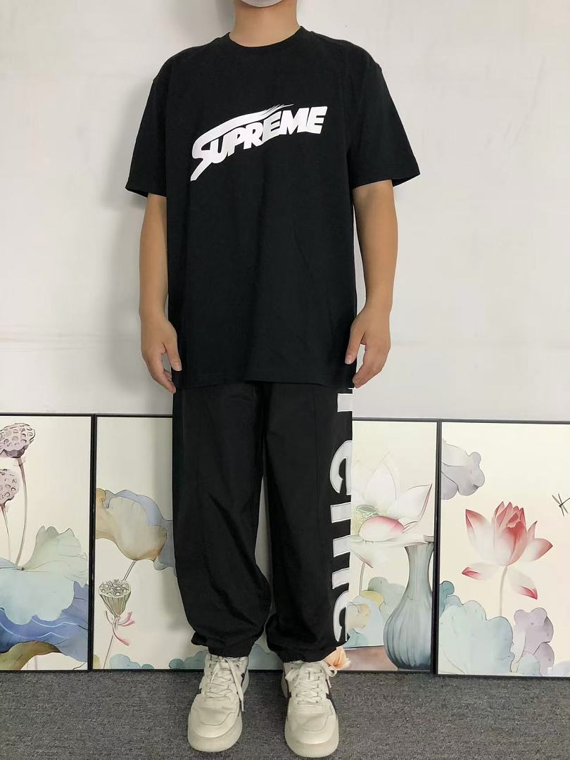 Supreme 113 S⭐⭐R⭐⭐E T-SHIRT 52080449182 (Im 170Cm 60Kg I Wear Size M In The Phot) - Image 3