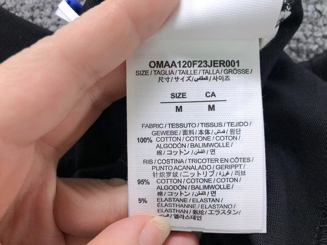 Off-White 105 OFF-WHITE T-SHIRT 5208010619 (Im 170Cm 60Kg I Wear Size M In The Phot) - Image 25