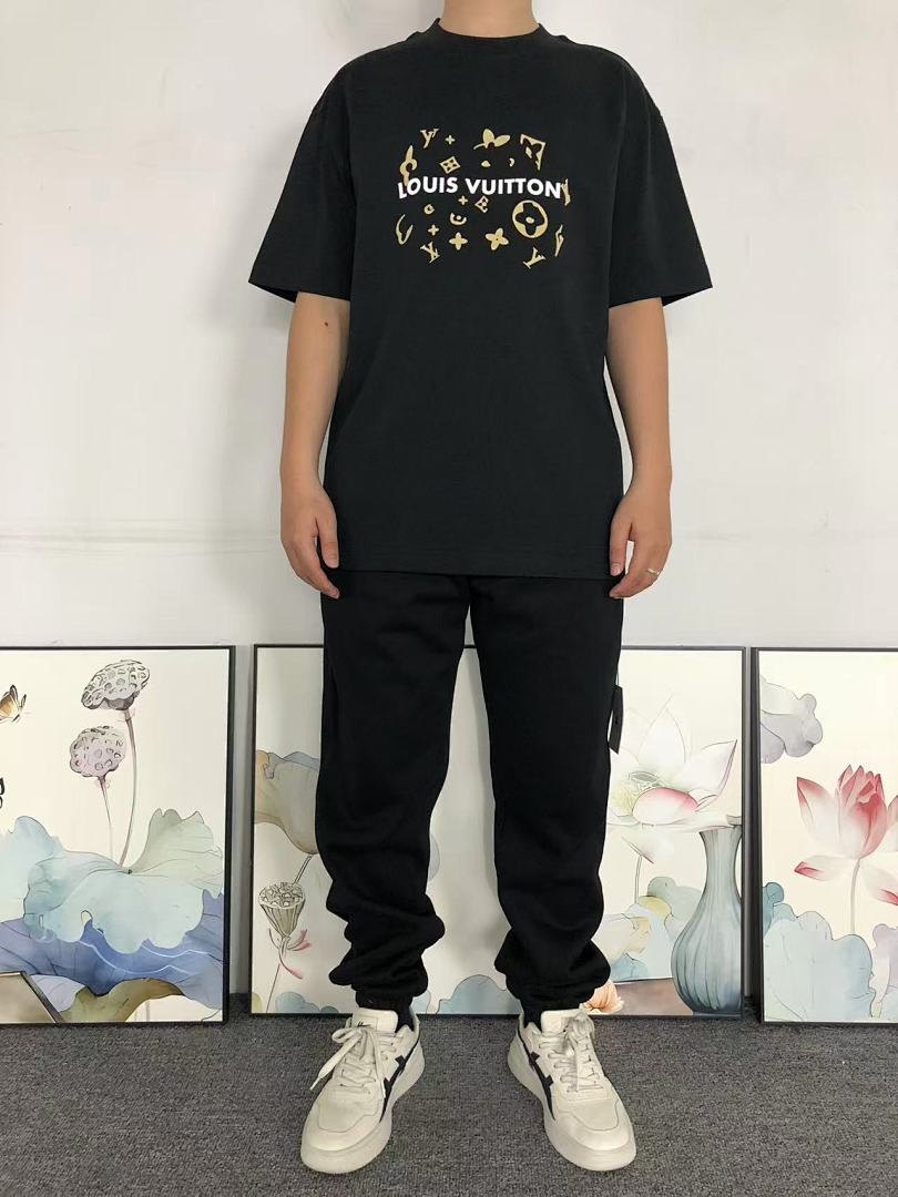 Louis Vuitton 118 L⭐ T-SHIRT 5103112147 (Im 170Cm 60Kg I Wear Size M In The Phot) - Image 3