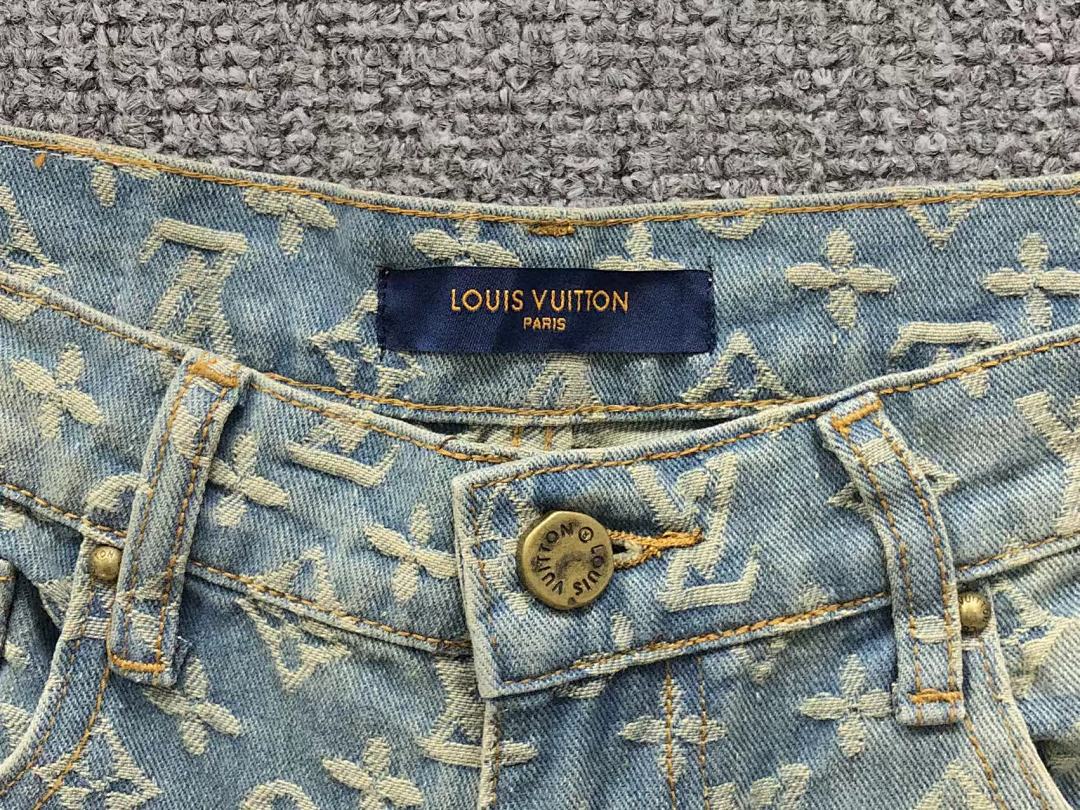 Louis Vuitton 228 L⭐ - Image 20