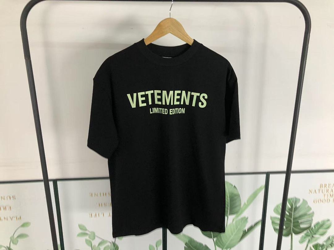 Vetements 85 VETEMENTS T-SHIRT 214171851 (Im 170Cm 60Kg I Wear Size S In The Phot) - Image 20