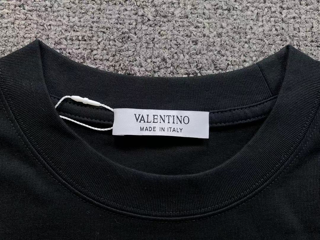 Valentino 115 VALENTINO T-SHIRT 3101060421 (Im 170Cm 60Kg I Wear Size M In The Phot) - Image 21