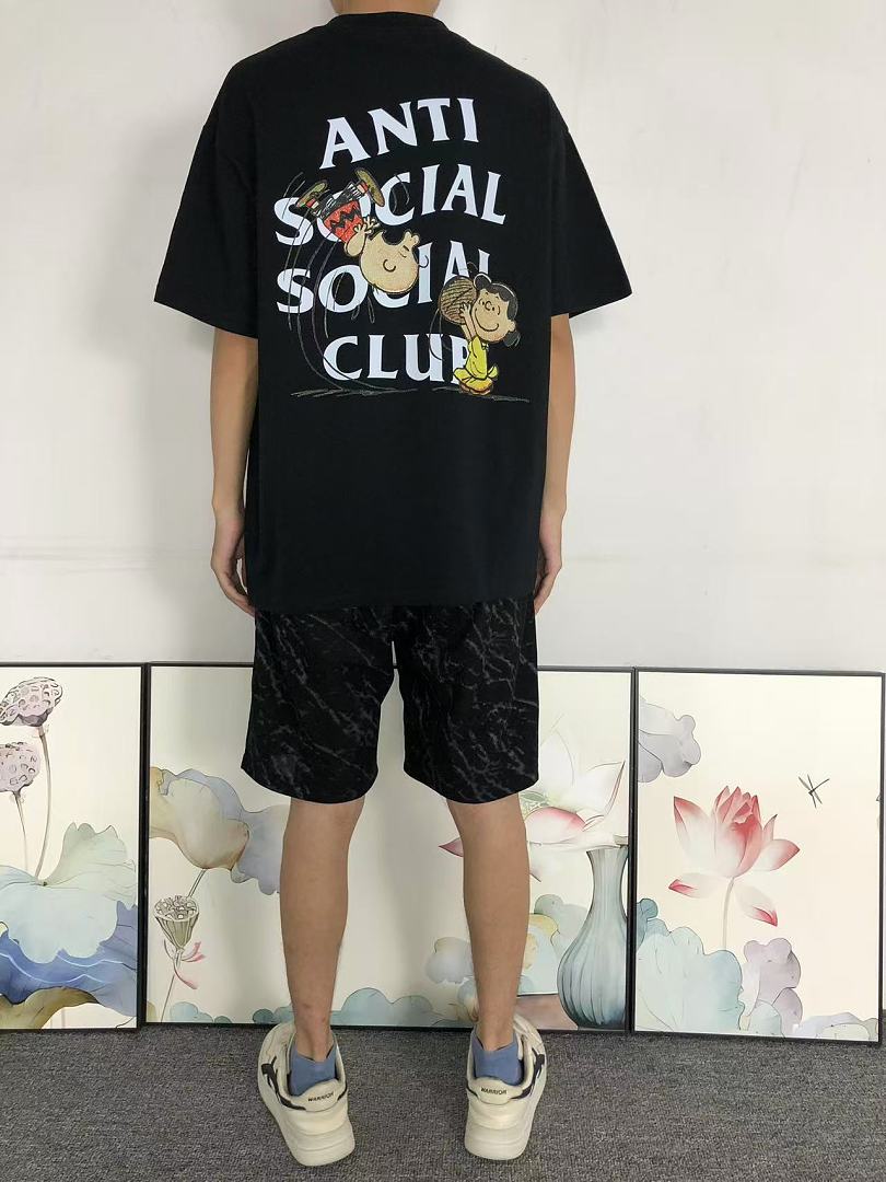 Christian Louboutin 88 ANTI SOCIAL CLUB T-SHIRT 3207031302 (Im 170Cm 60Kg I Wear Size L In The Phot) - Image 4