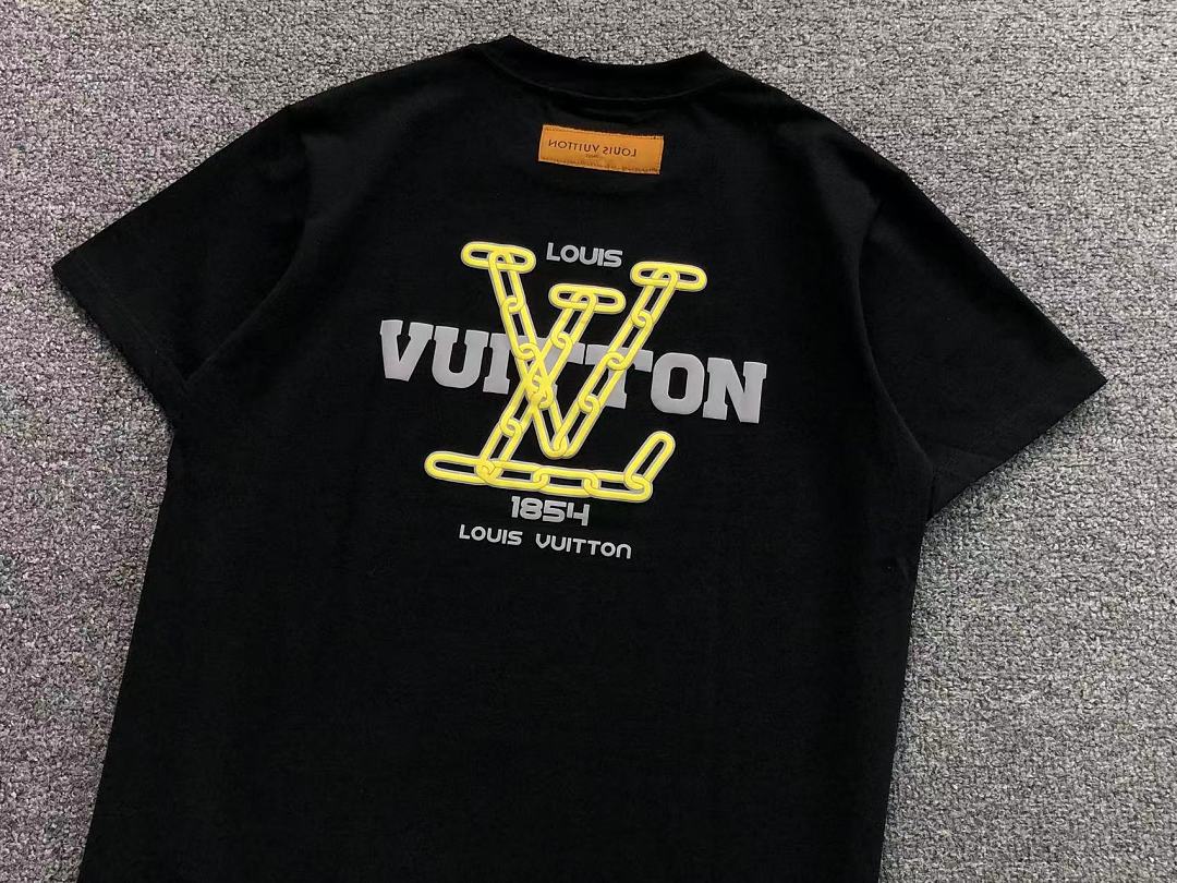 Louis Vuitton 148 L⭐ T-SHIRT 22050432001 (Im 170Cm 60Kg I Wear Size XS In The Phot) - Image 12