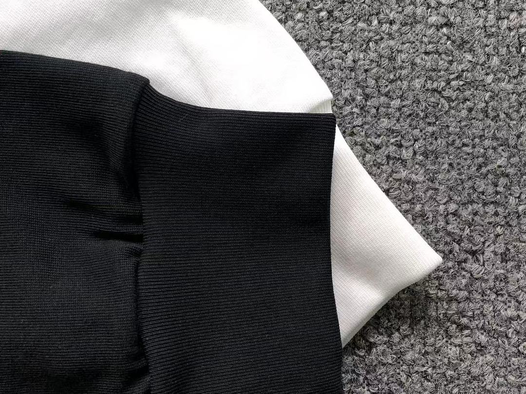 Louis Vuitton 139 L⭐ LONG SLEEVED 3207240821 (Im 170Cm 60Kg I Wear Size M In The Phot) - Image 16