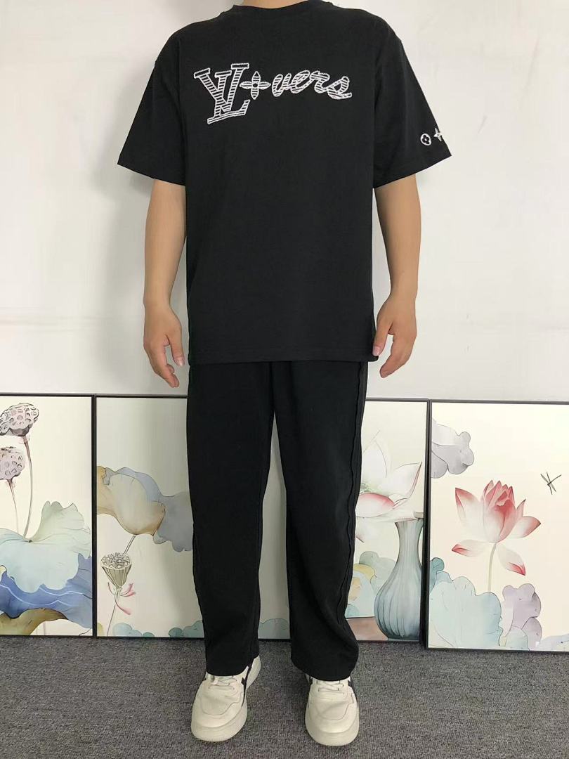 Louis Vuitton 118 L⭐ T-SHIRT 124709104 (Im 170Cm 60Kg I Wear Size S In The Phot) - Image 3