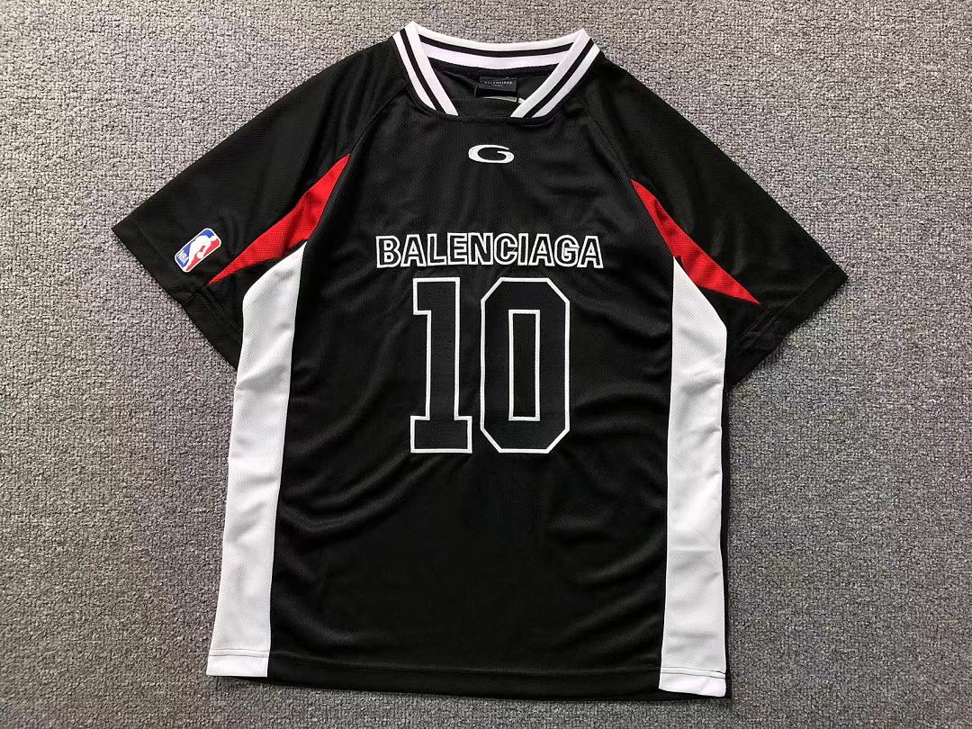 Balenciaga 228 B⭐L⭐⭐⭐IA⭐A T-SHIRT 22050525001 (Im 170Cm 60Kg I Wear Size M In The Phot) - Image 13