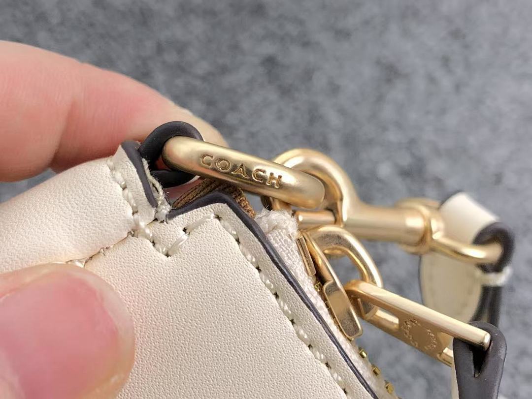 Coach 135 C⭐A⭐H BAG 4105051575 (Long 19CM* Wide 5CM*12CM) - Image 10