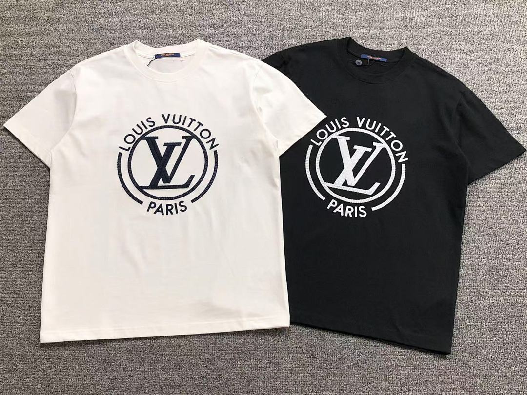 Louis Vuitton 125 L⭐ T-SHIRT 311212021 (Im 170Cm 57Kg I Wear Size XS In The Phot) - Image 5